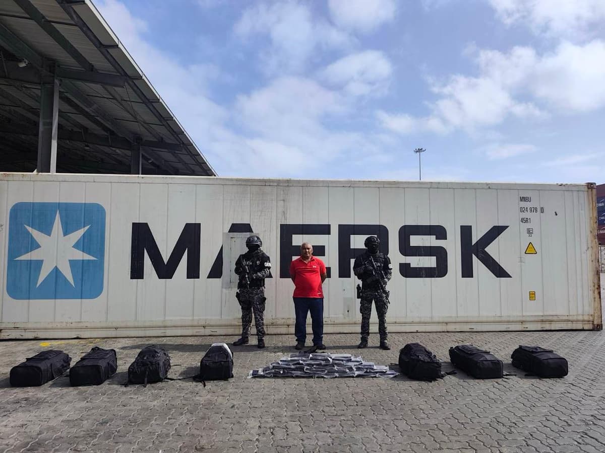La Policía ecuatoriana detiene el despacho de 200 kilos de cocaína hacia el puerto de Tánger.
