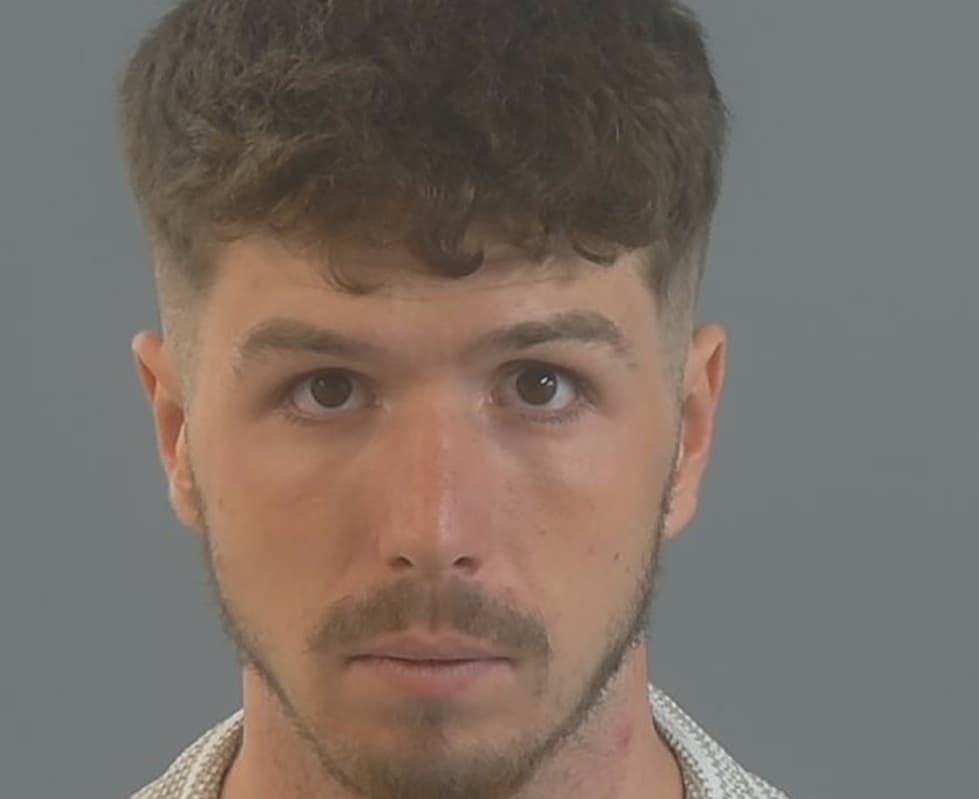 Arrestado un joven reclutado a través de Snapchat para llevar cannabis desde Tailandia.